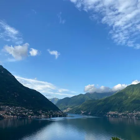 Hotel Lago فندق 4*