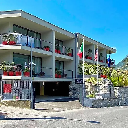 Hotel Lago Hotell 4*