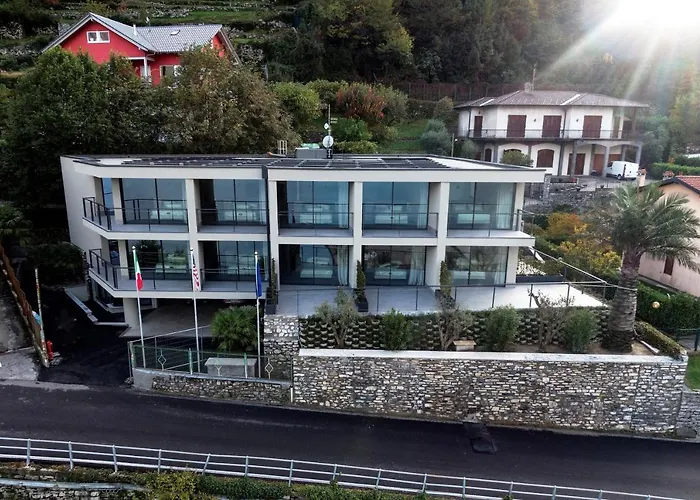 فندق Hotel Lago تورنو