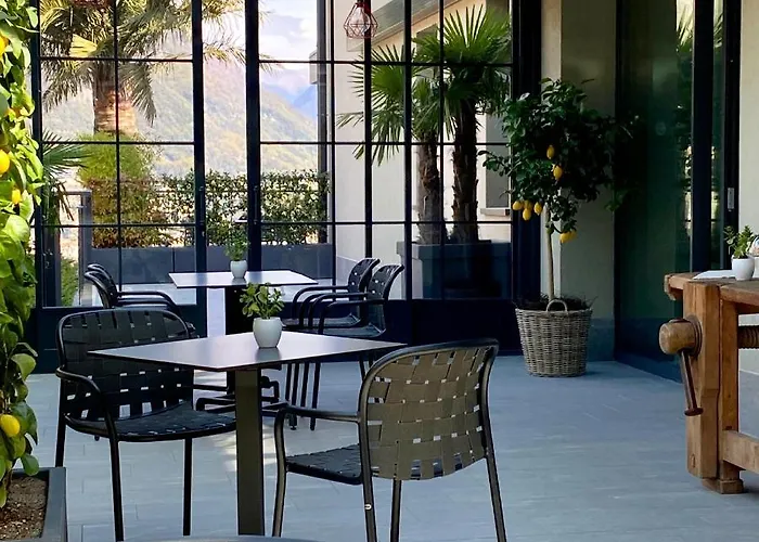 Hotel Lago 4*