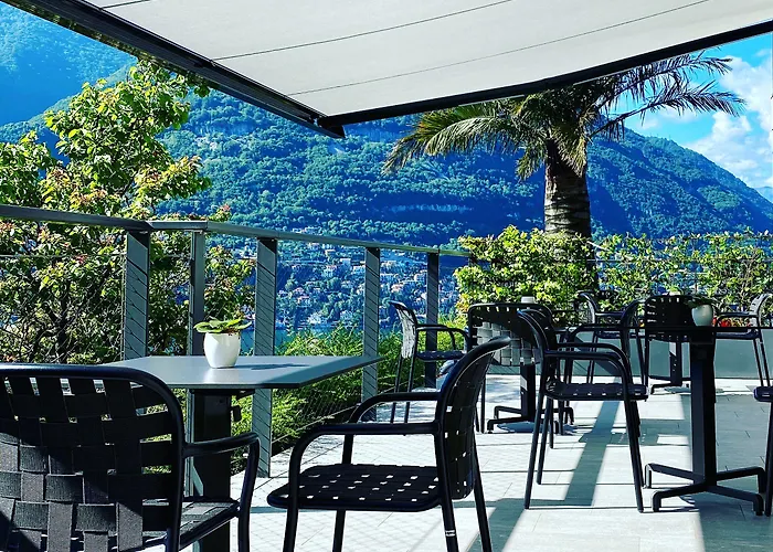 فندق Hotel Lago 4*
