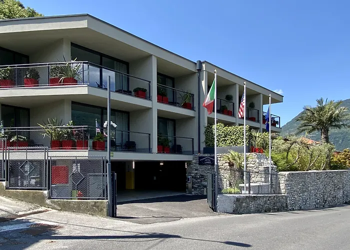 Hotel Lago 4*