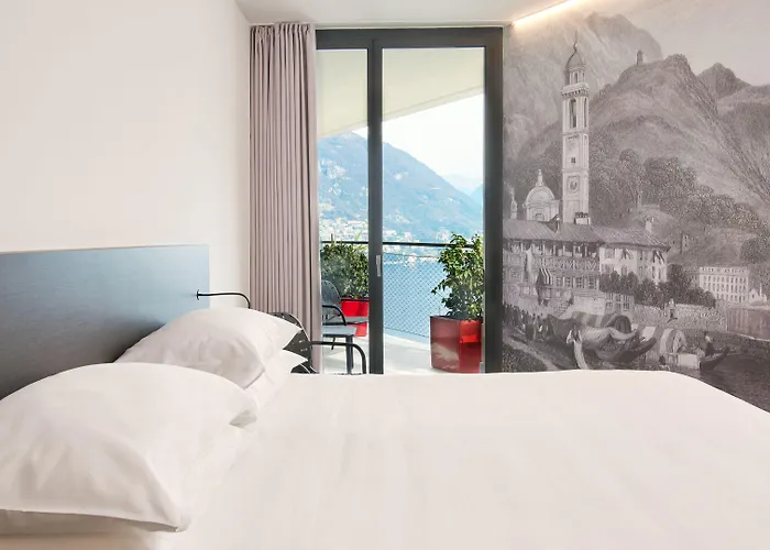 Hotel Lago فندق تورنو
