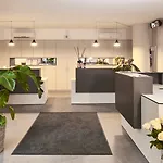 Hotell Hotel Lago Torno